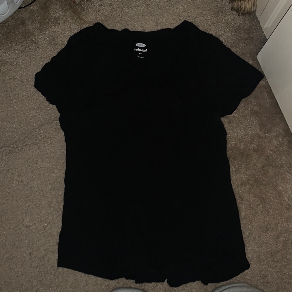 plain black tee